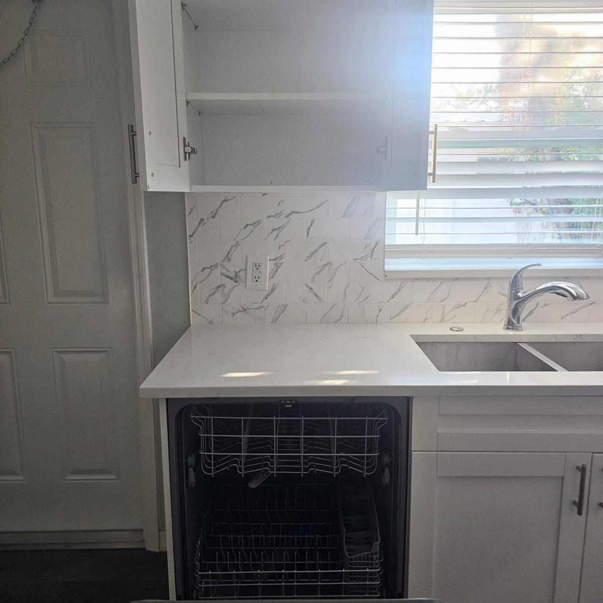 Image 34 of 43 For 5215 17th Avenue