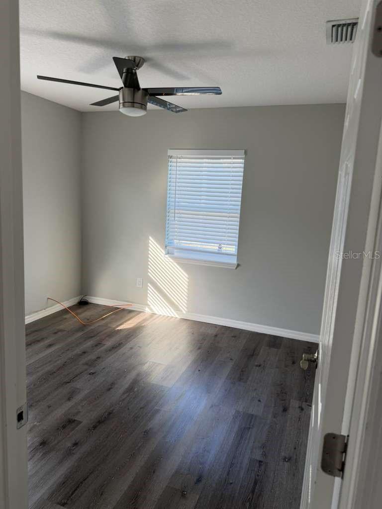 Image 6 of 43 For 5215 17th Avenue