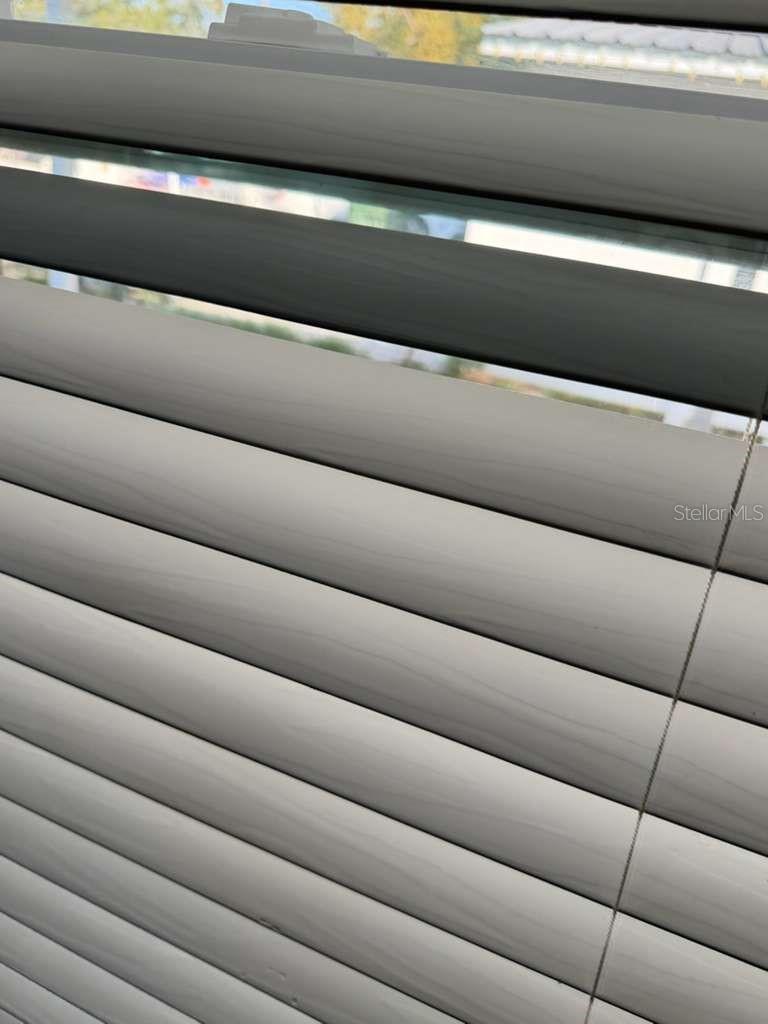 Image 7 of 43 For 5215 17th Avenue