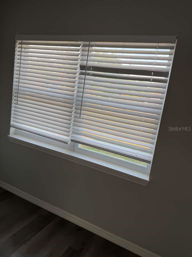 Image 8 of 43 For 5215 17th Avenue