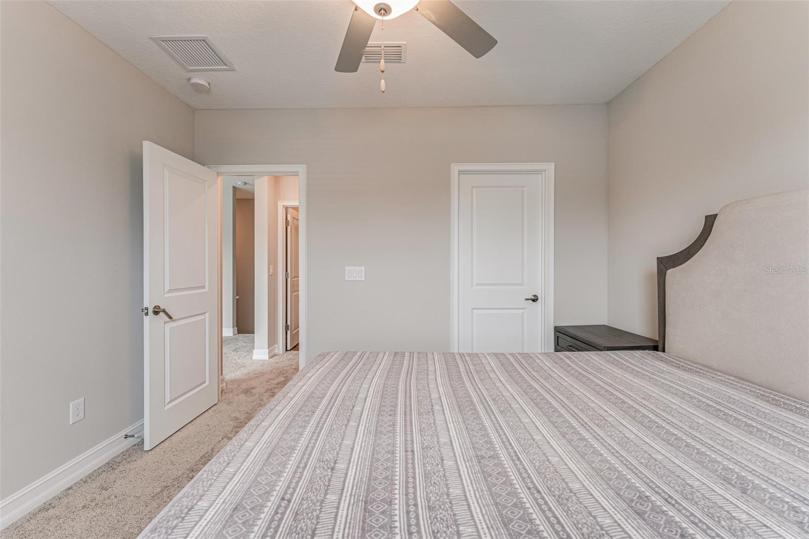 Image 36 of 56 For 21378 Snowy Orchid Terrace