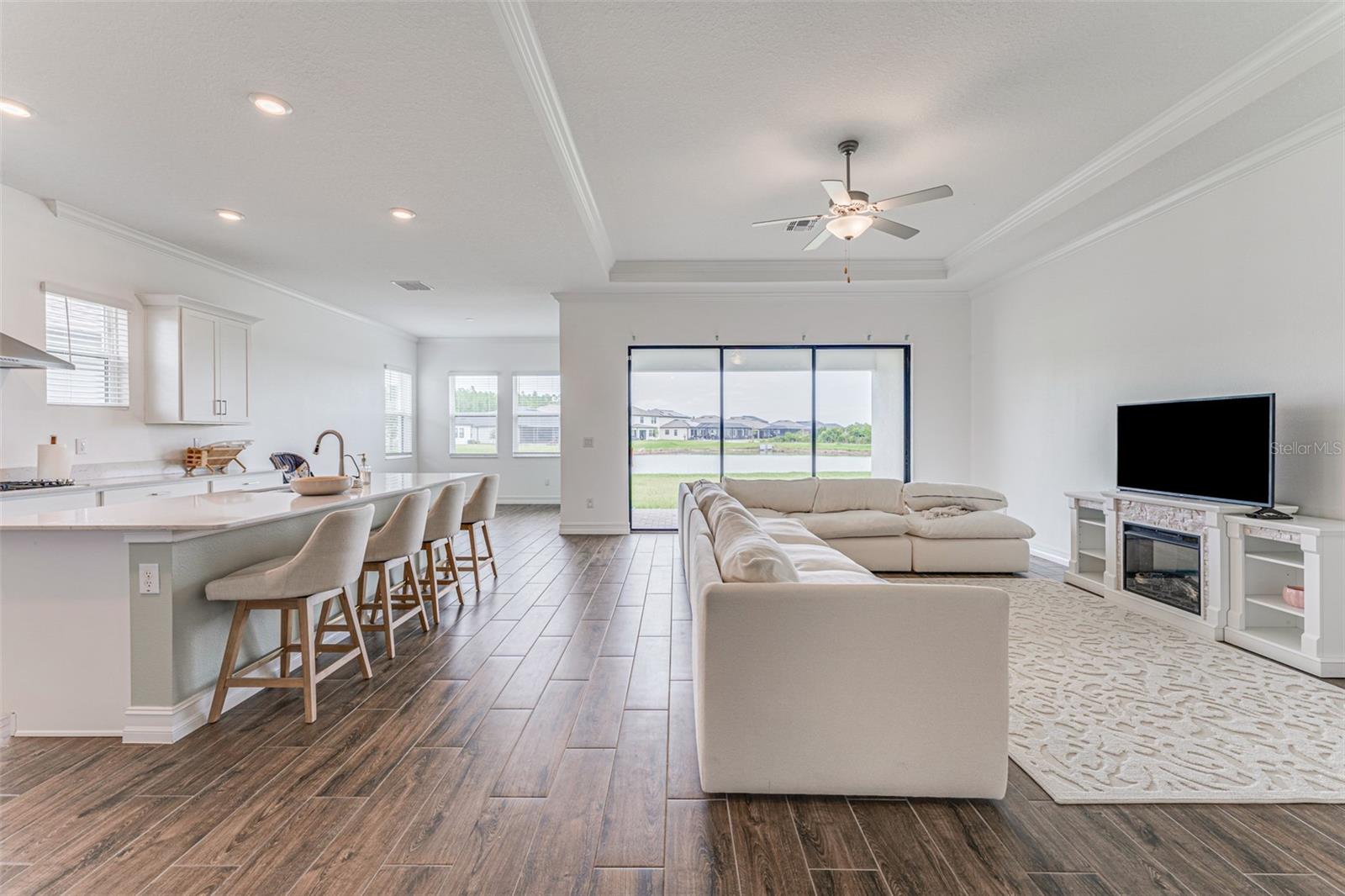 Image 8 of 56 For 21378 Snowy Orchid Terrace