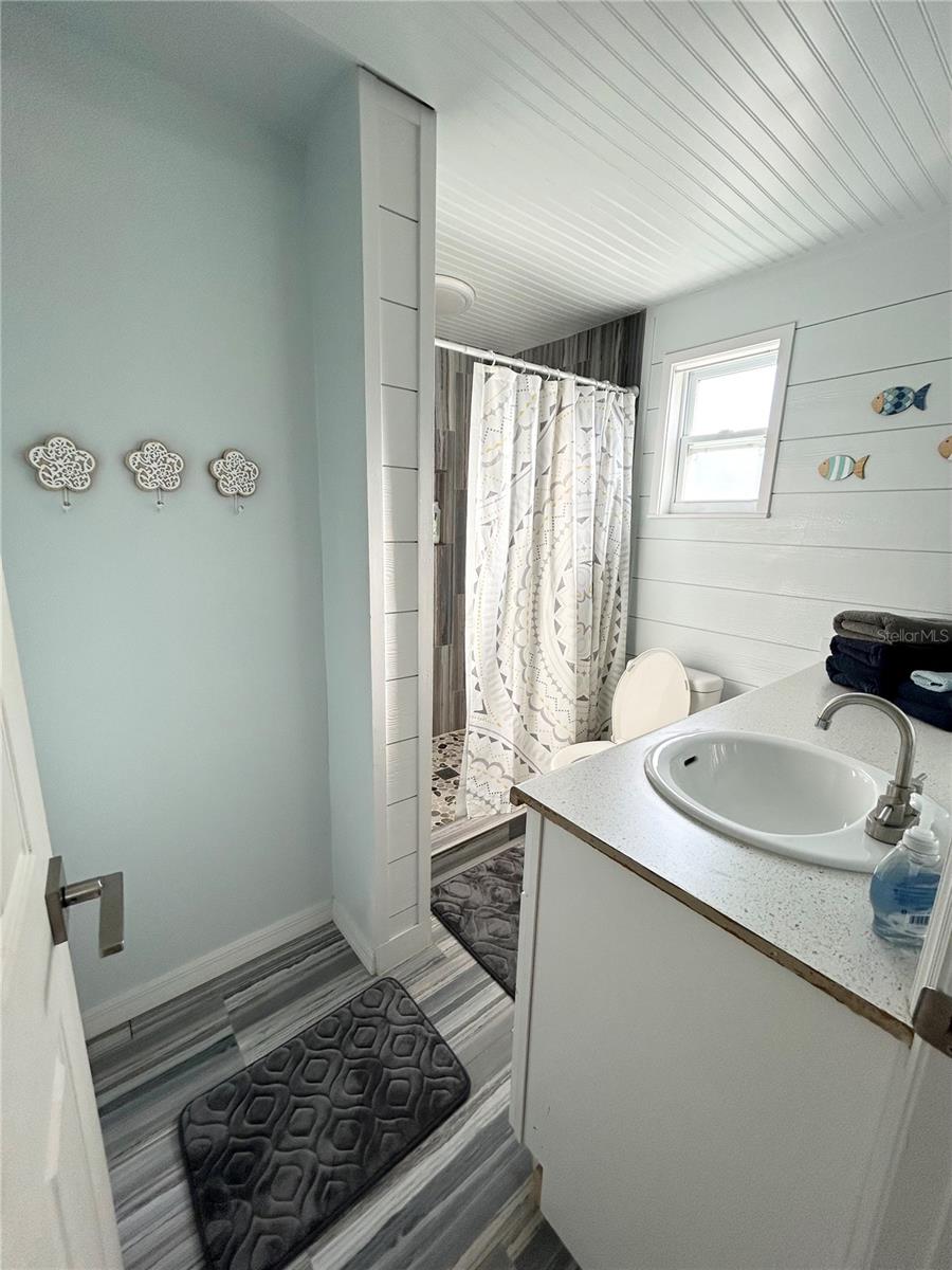 Image 9 of 17 For 8656 Magnolia Drive