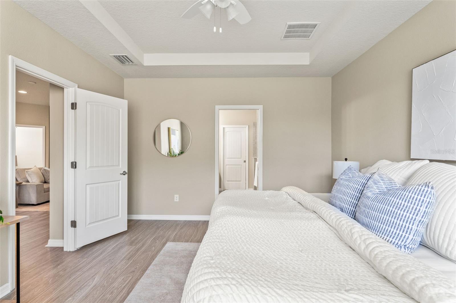 Image 20 of 69 For 8012 Olive Brook Drive