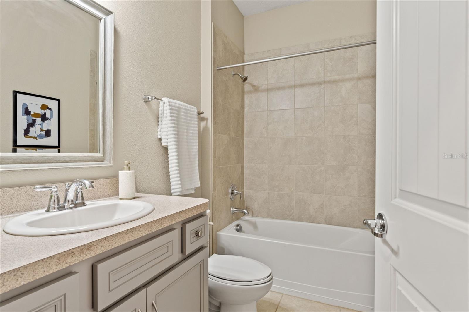 Image 28 of 69 For 8012 Olive Brook Drive