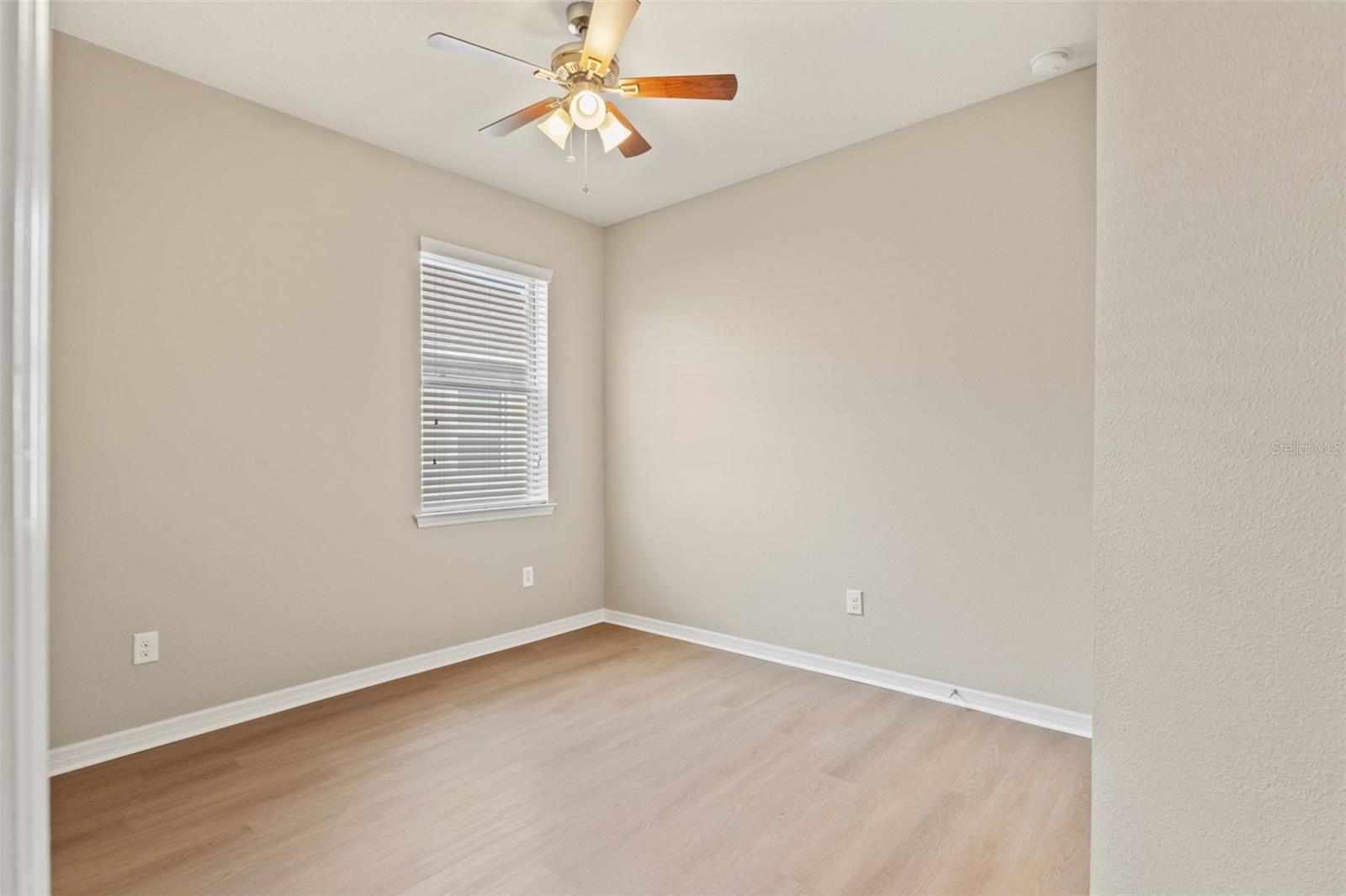 Image 30 of 69 For 8012 Olive Brook Drive