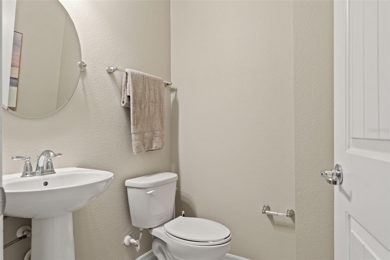 Image 35 of 69 For 8012 Olive Brook Drive