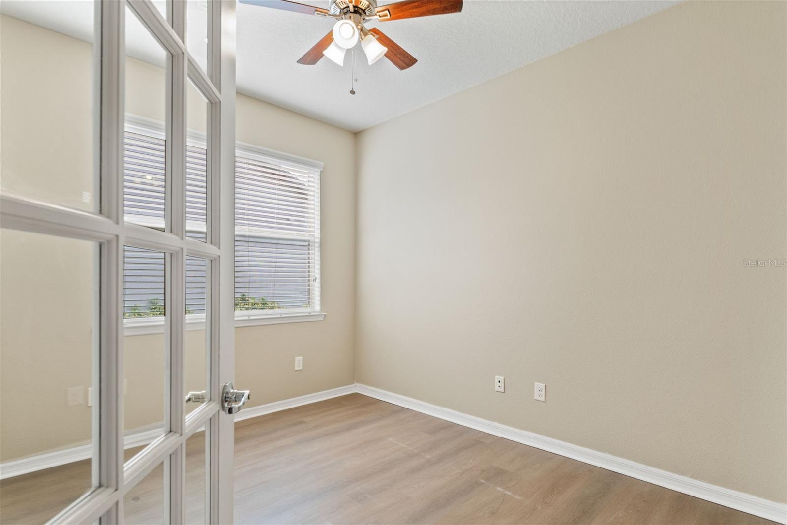 Image 37 of 69 For 8012 Olive Brook Drive