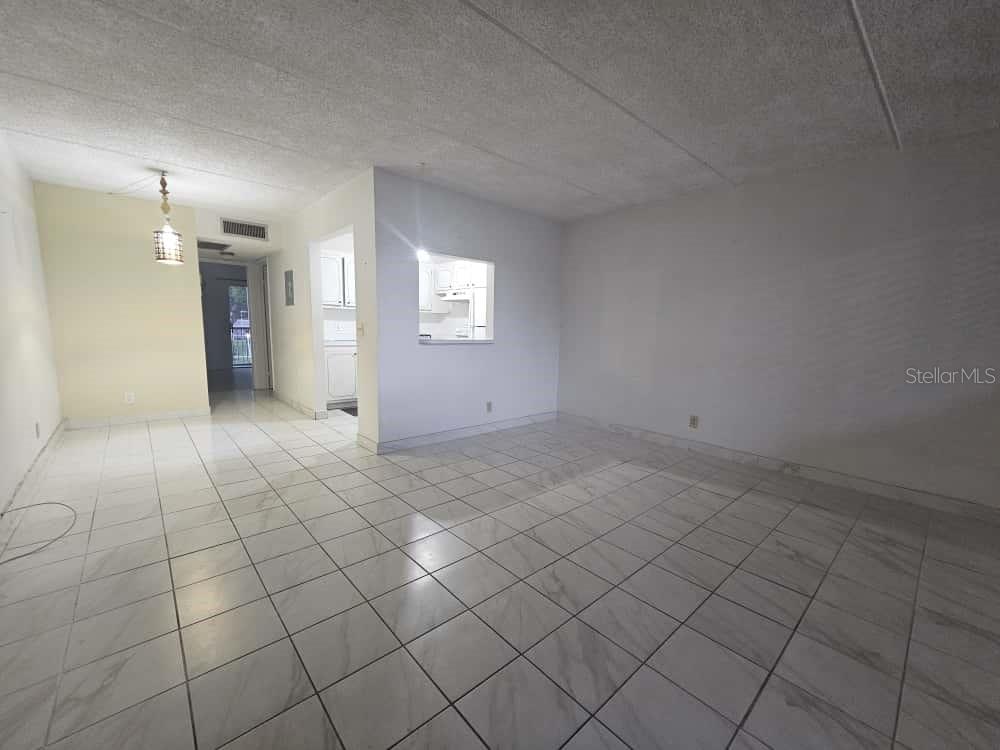 Image 15 of 17 For 400 Village Green Circle W 205