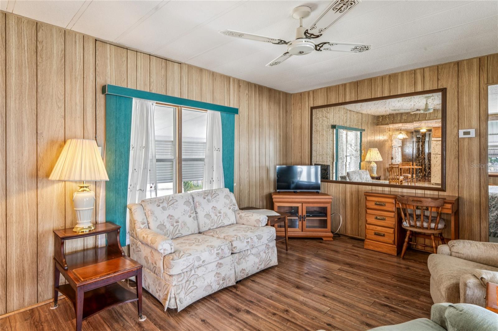 Listing photo id 8 for 38536 Remora Avenue