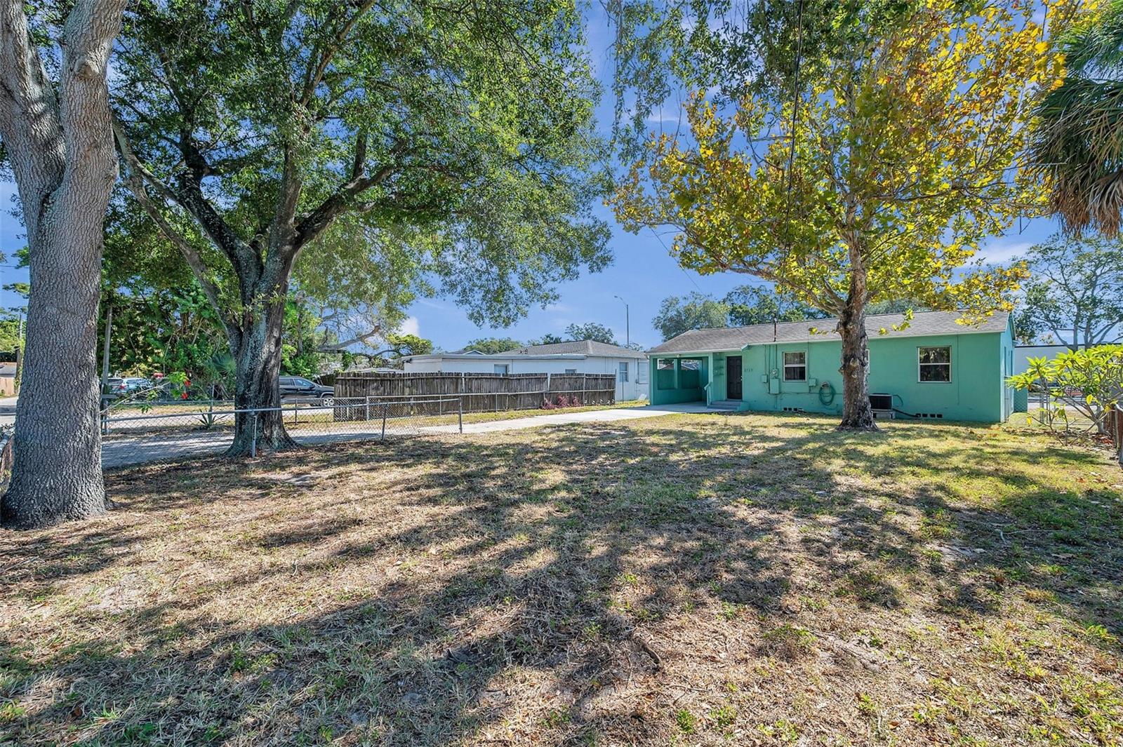 Image 8 of 27 For 2169 & 2179 22nd Avenue N