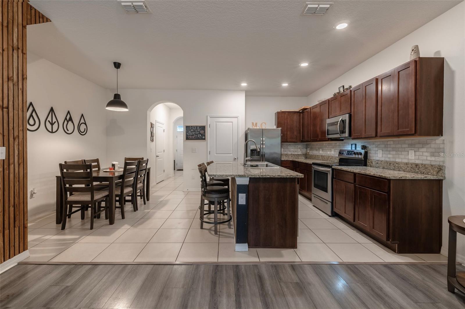 Image 11 of 28 For 3327 Pleasant Willow Court