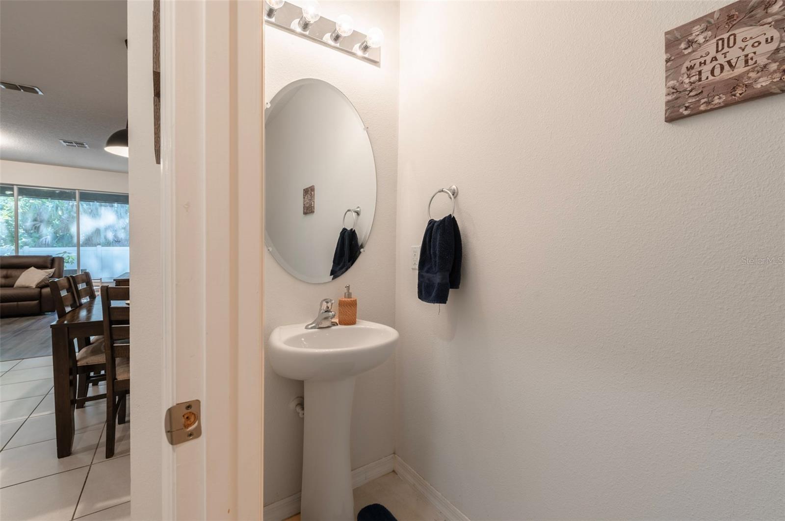 Image 5 of 28 For 3327 Pleasant Willow Court