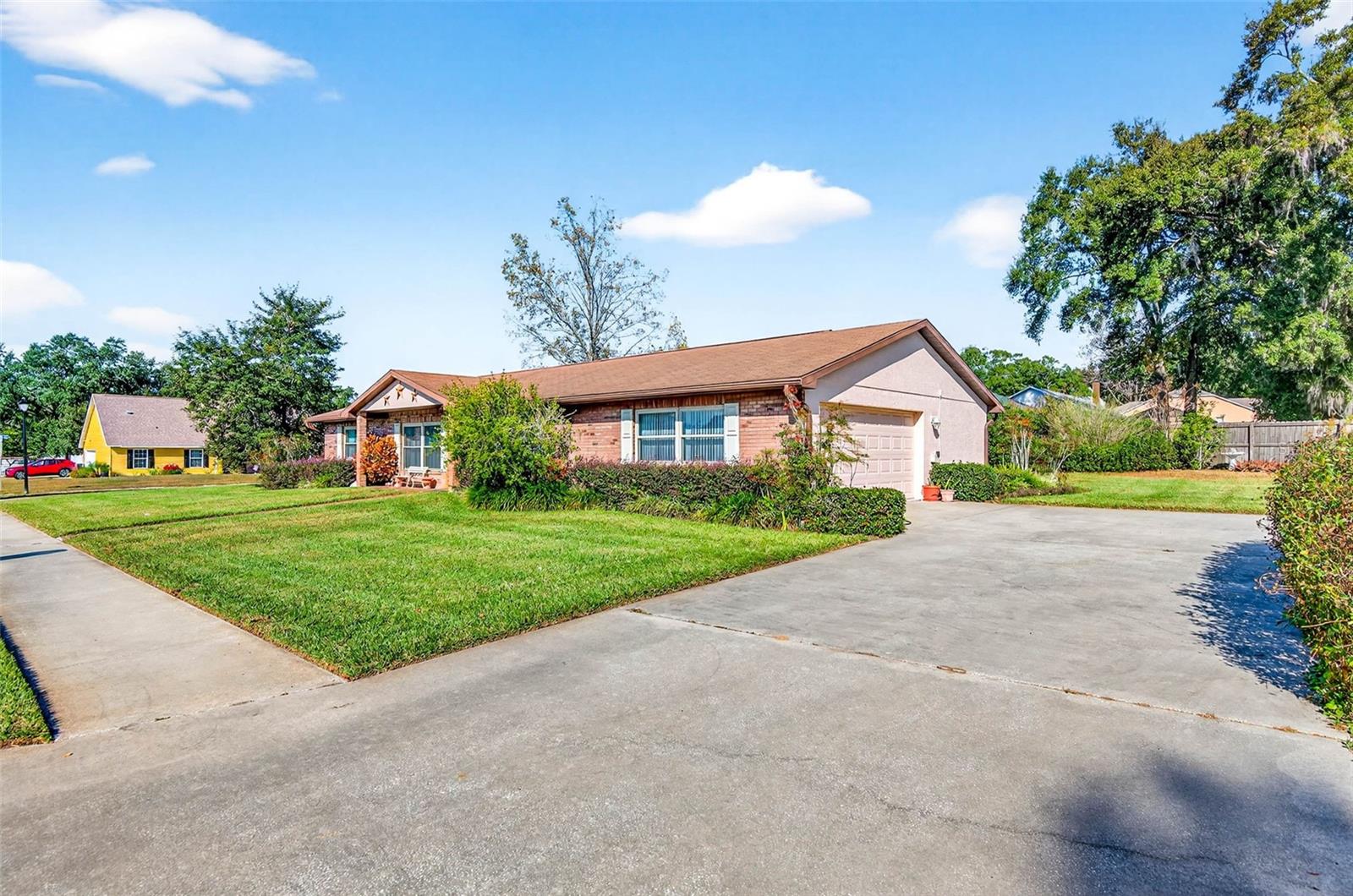 Listing photo id 0 for 37821 Willingham Avenue