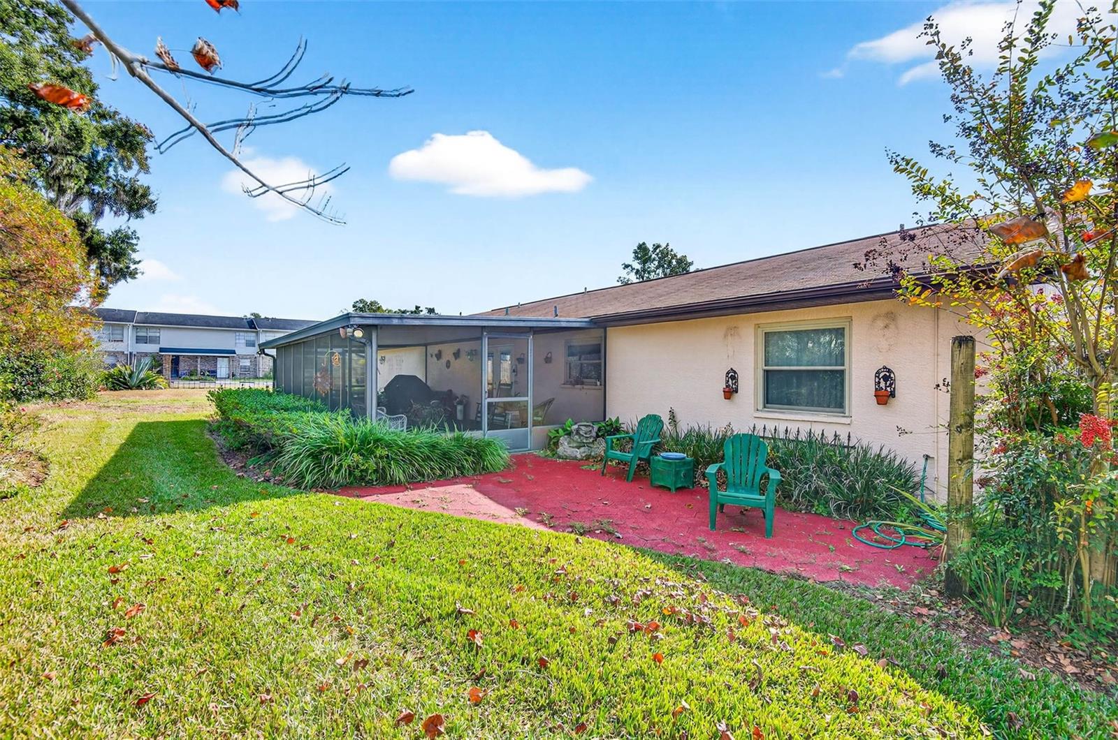 Listing photo id 32 for 37821 Willingham Avenue