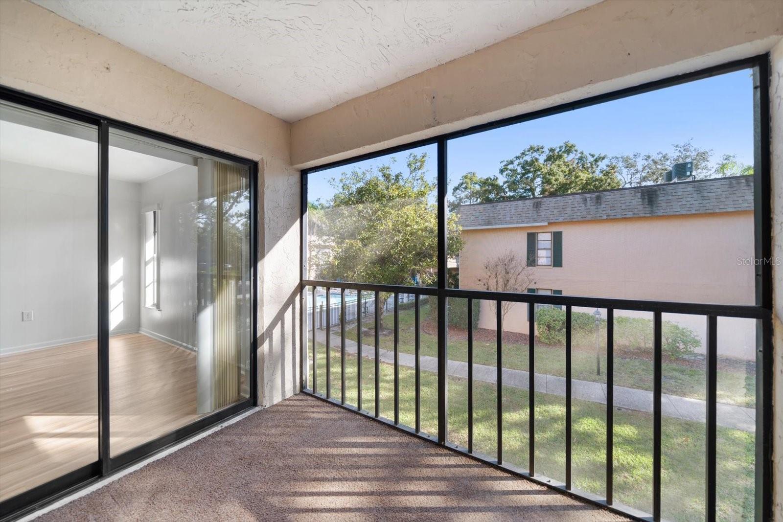 Image 17 of 48 For 100 Grand Boulevard 205