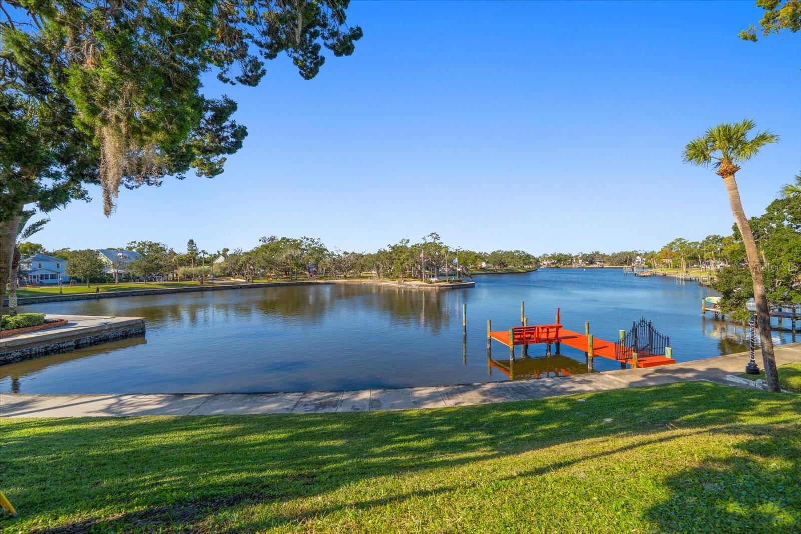 Image 26 of 48 For 100 Grand Boulevard 205