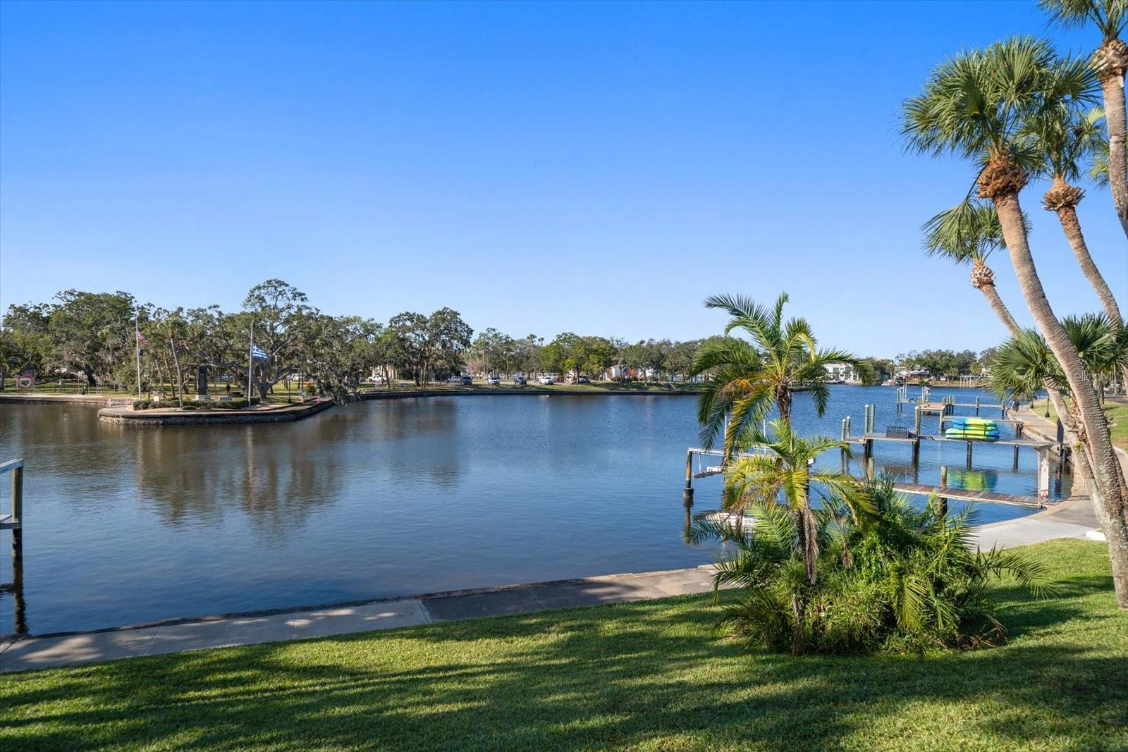 Image 38 of 48 For 100 Grand Boulevard 205