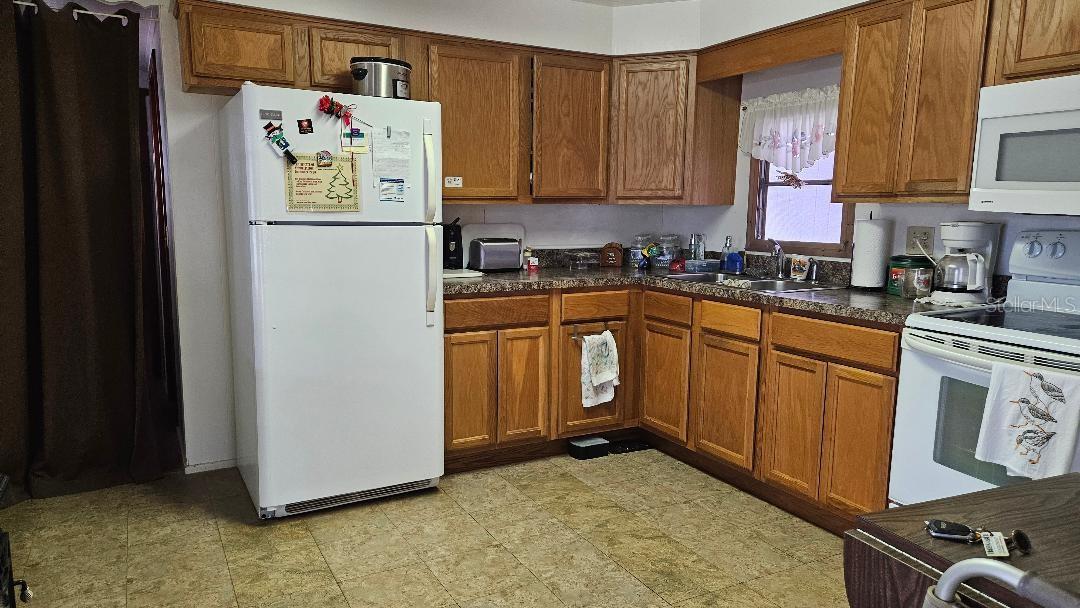 Image 5 of 18 For 8300 Seminole Boulevard 338