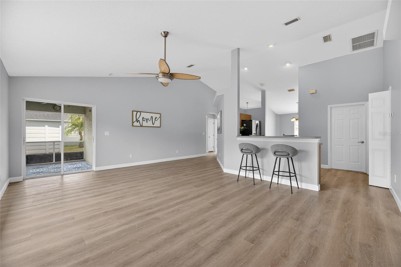 Image 12 of 37 For 7134 87th Lane