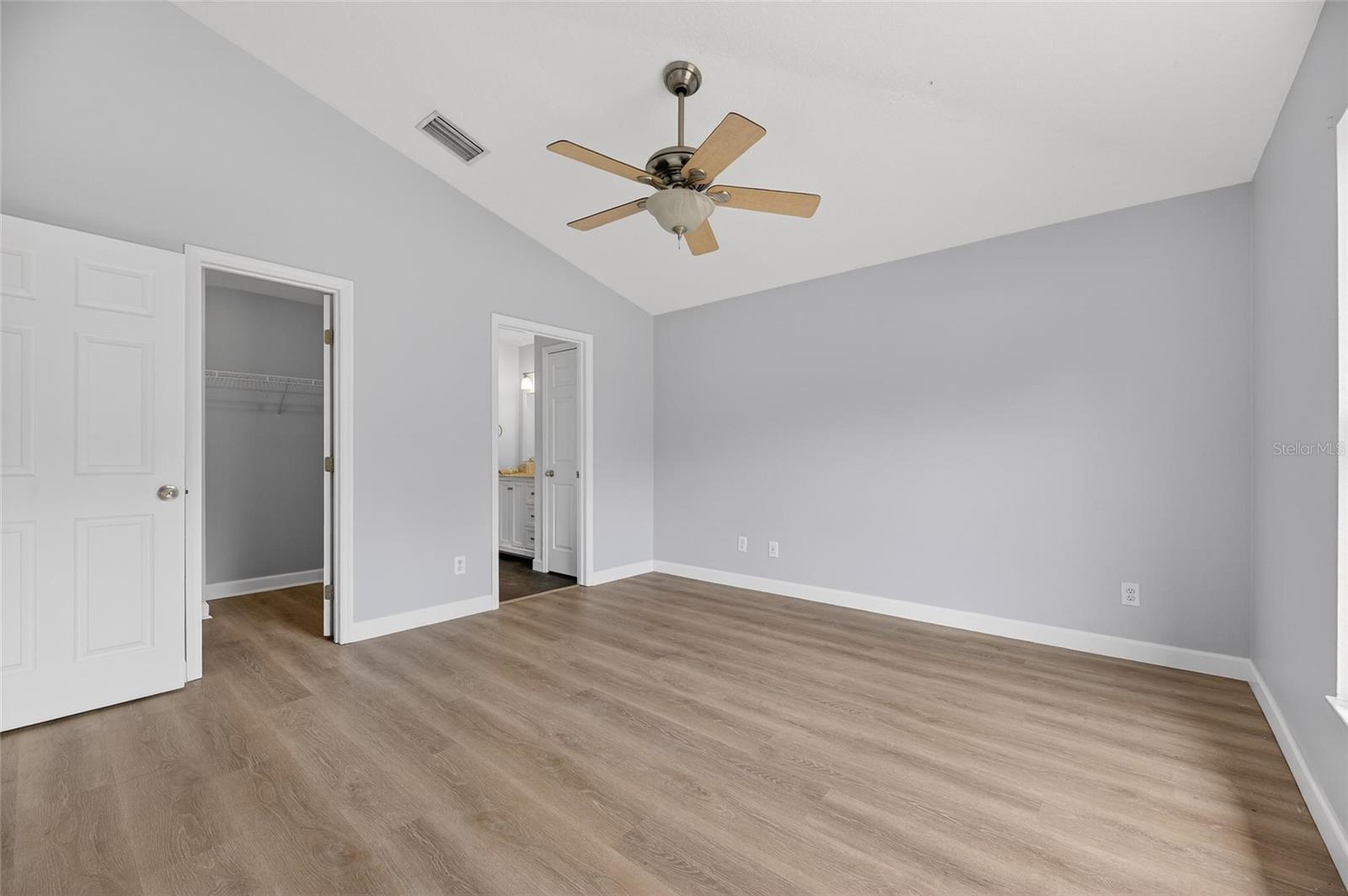 Image 23 of 37 For 7134 87th Lane