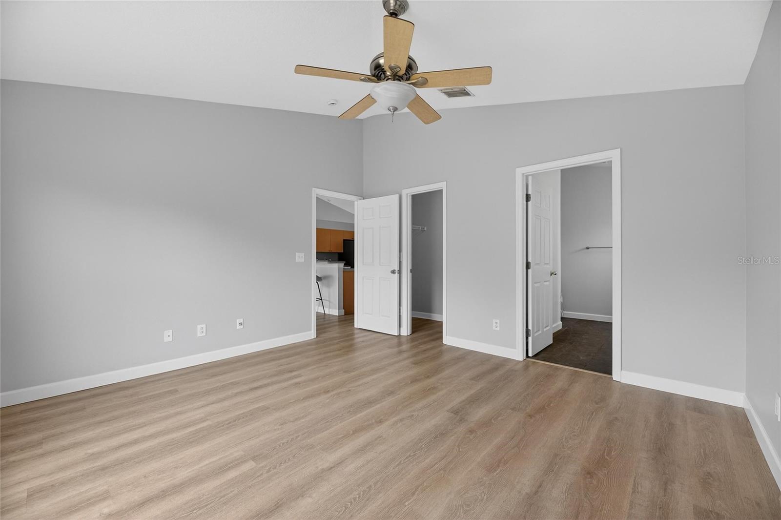 Image 24 of 37 For 7134 87th Lane