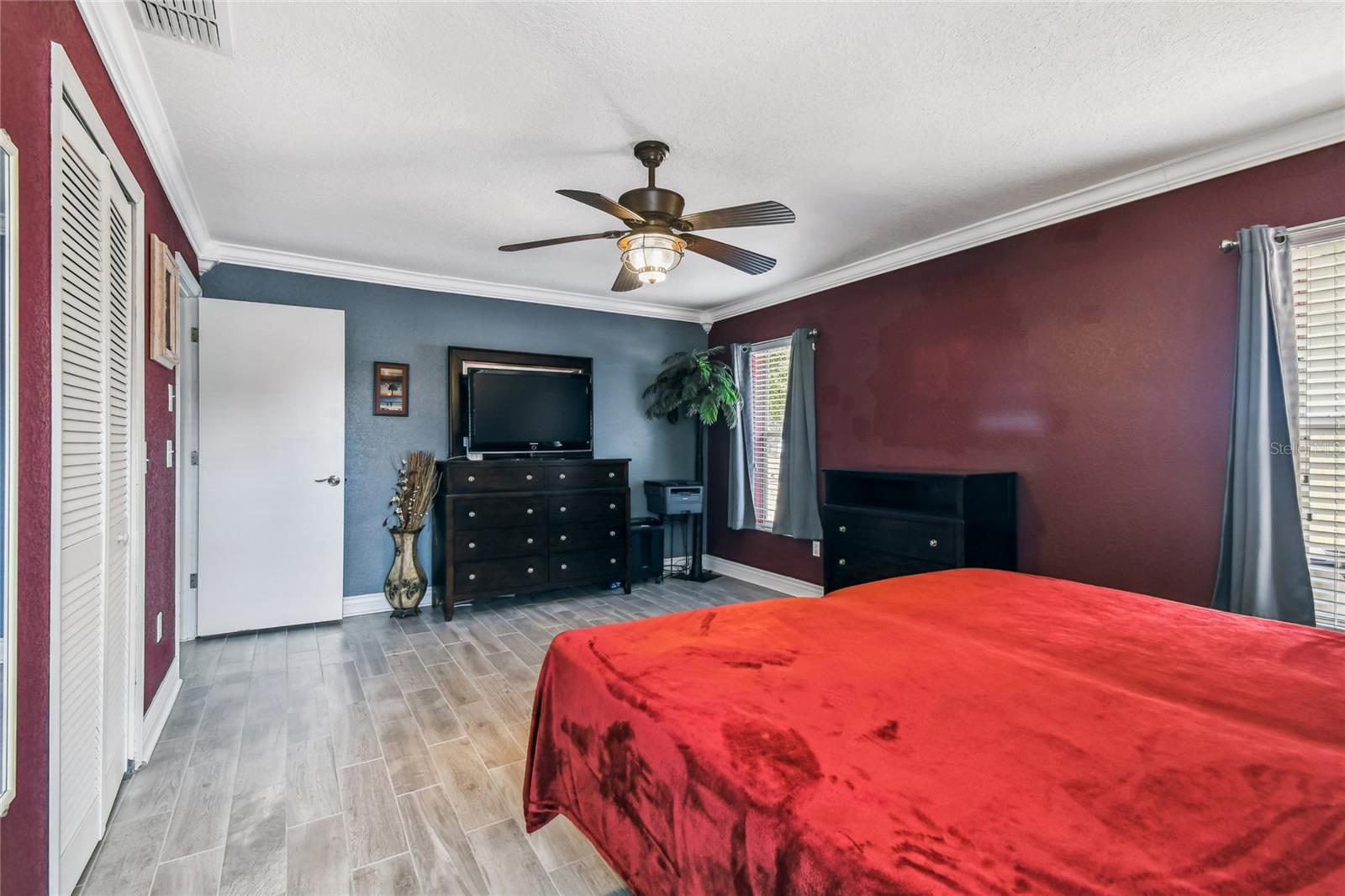 Image 33 of 70 For 9120 Brooker Drive