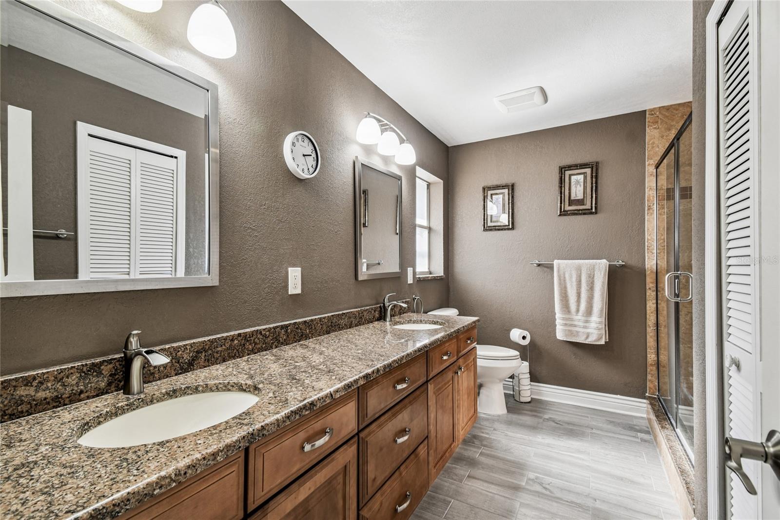 Image 34 of 70 For 9120 Brooker Drive