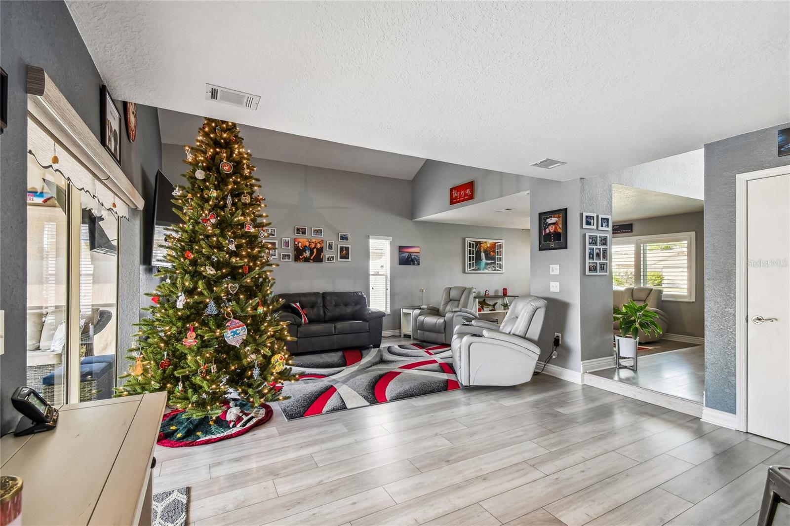 Image 56 of 70 For 9120 Brooker Drive