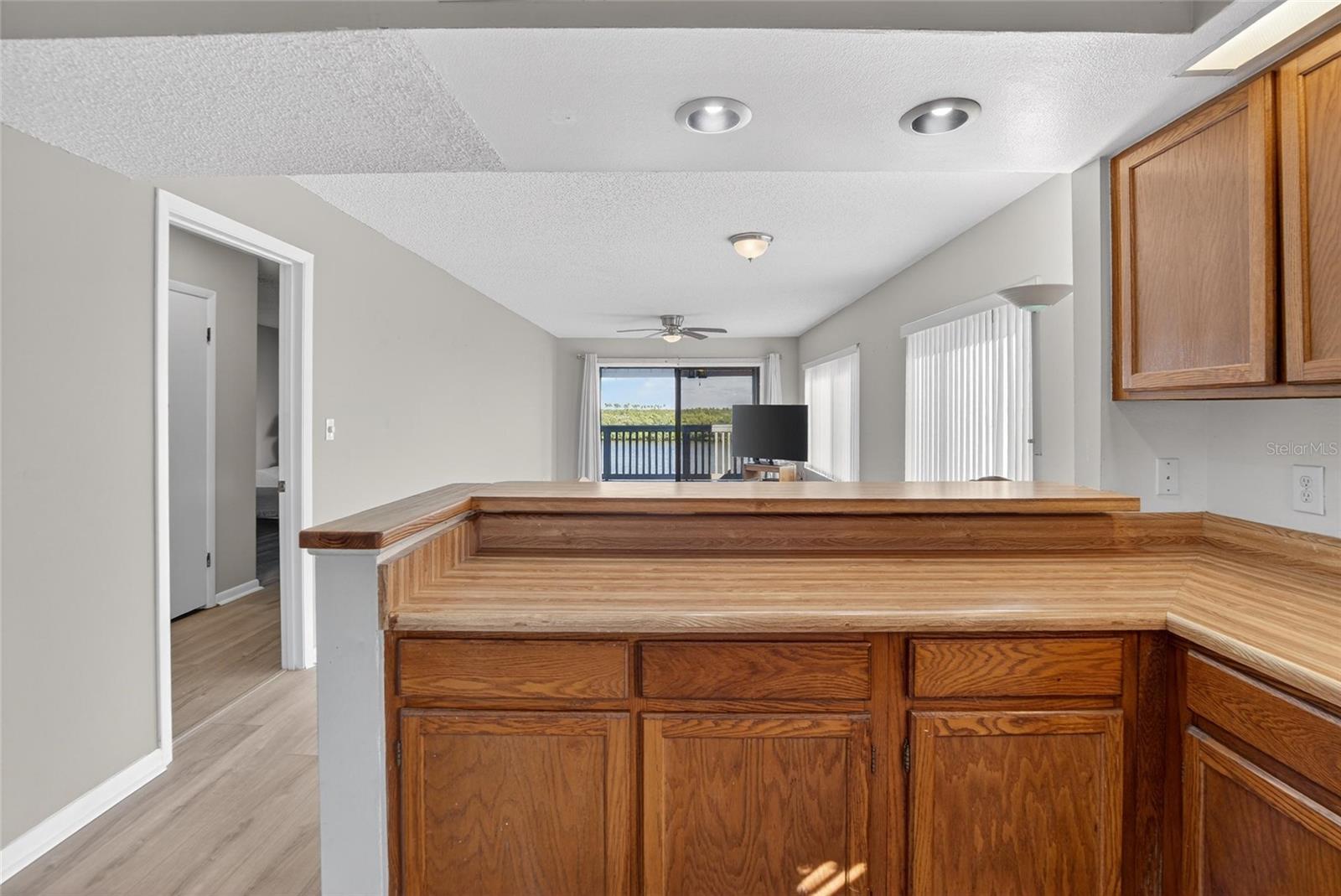 Image 16 of 95 For 813 Bahia Del Sol Drive 34