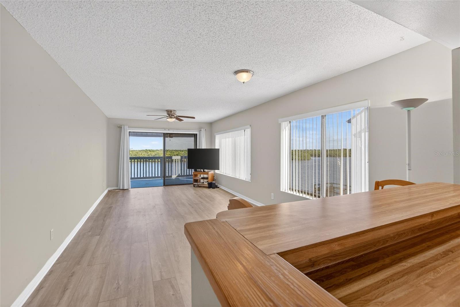 Image 18 of 95 For 813 Bahia Del Sol Drive 34