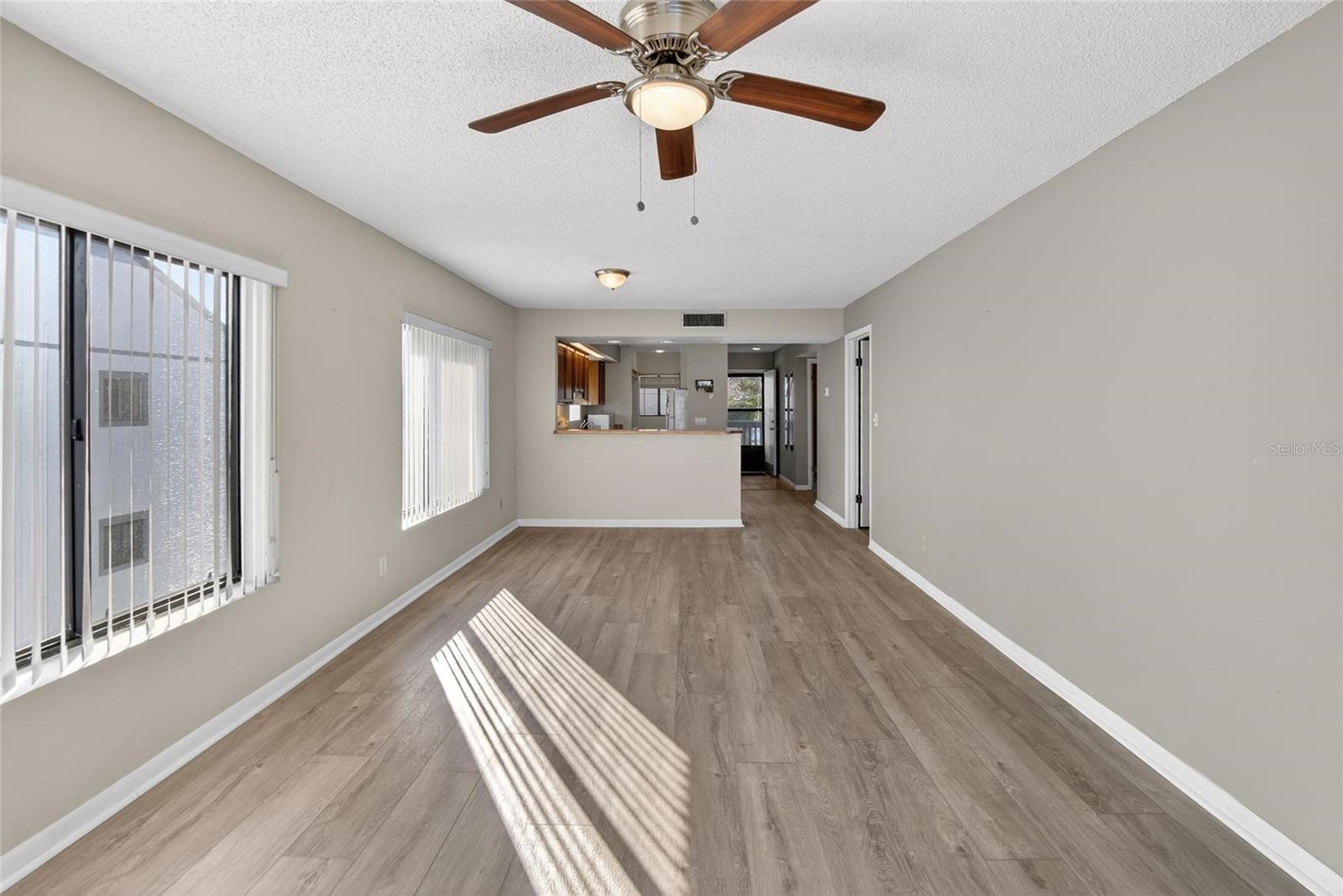 Image 22 of 95 For 813 Bahia Del Sol Drive 34