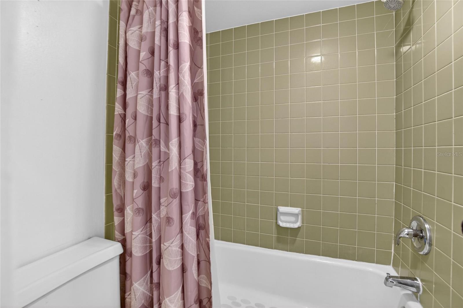 Image 31 of 95 For 813 Bahia Del Sol Drive 34