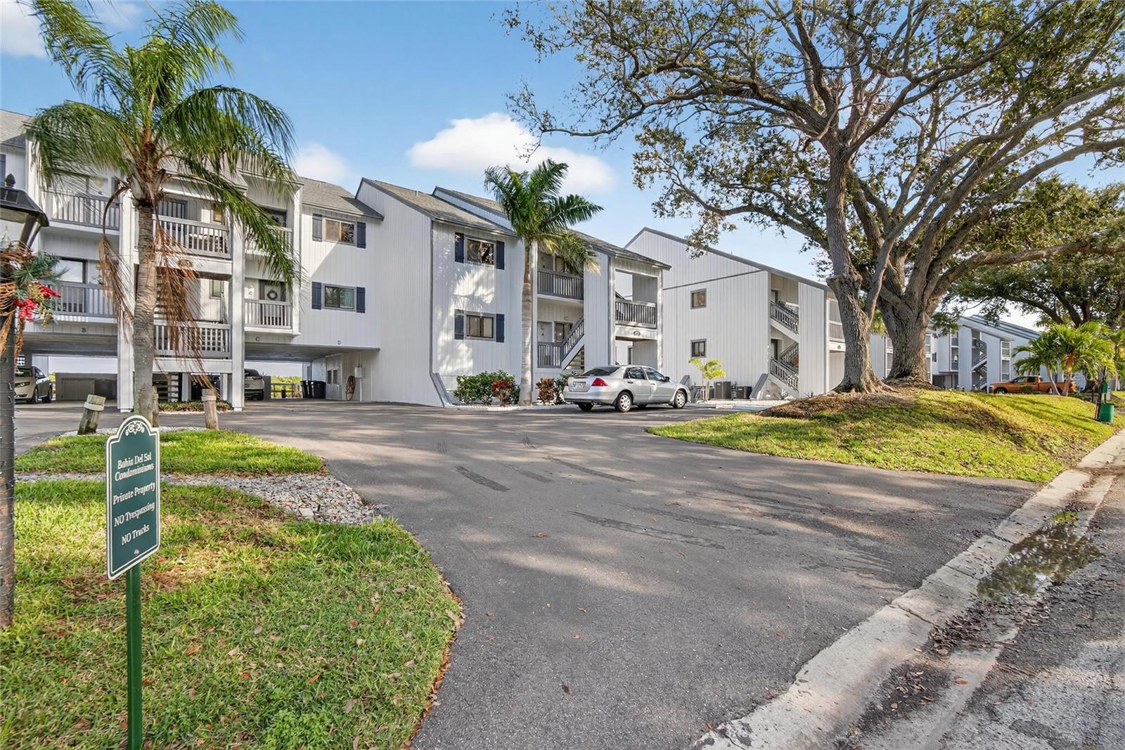 Image 47 of 95 For 813 Bahia Del Sol Drive 34