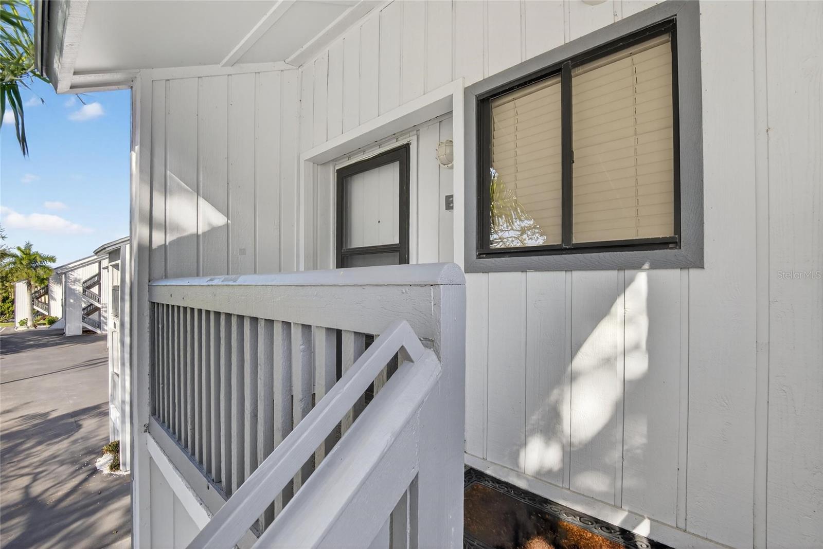 Image 5 of 95 For 813 Bahia Del Sol Drive 34