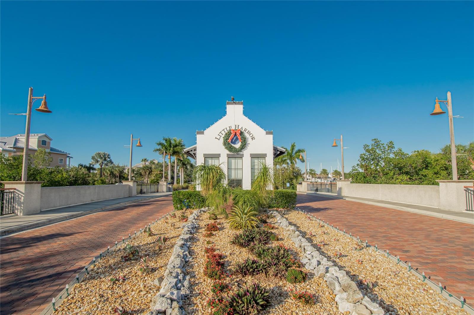 Image 56 of 95 For 813 Bahia Del Sol Drive 34