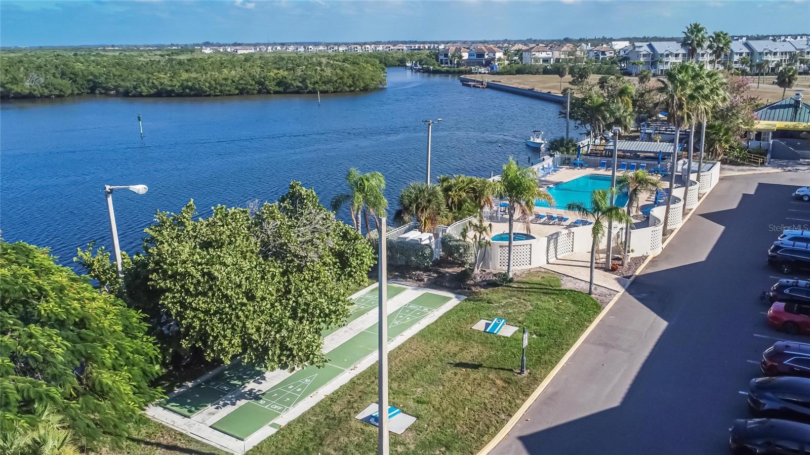 Image 67 of 95 For 813 Bahia Del Sol Drive 34