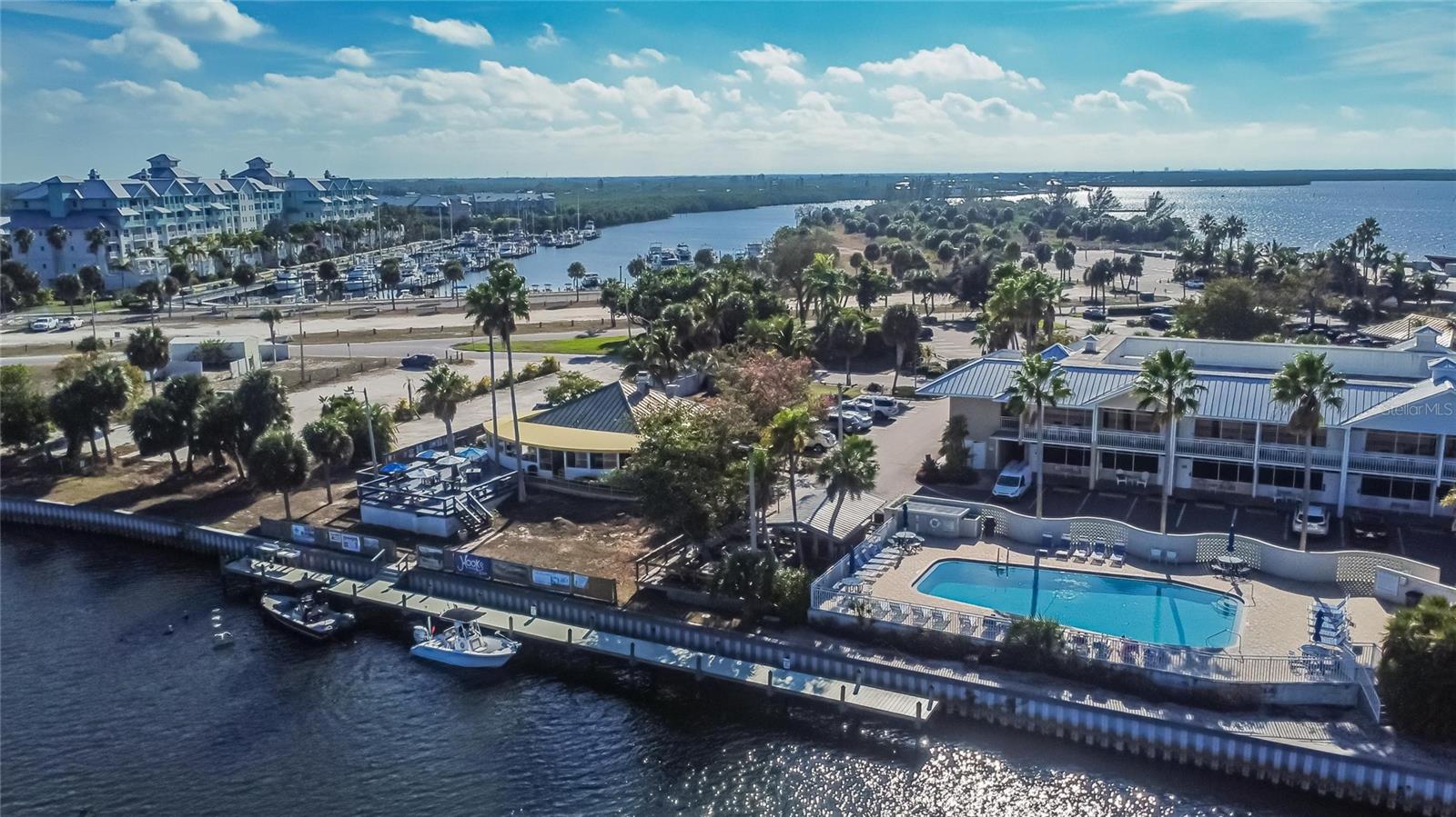 Image 74 of 95 For 813 Bahia Del Sol Drive 34