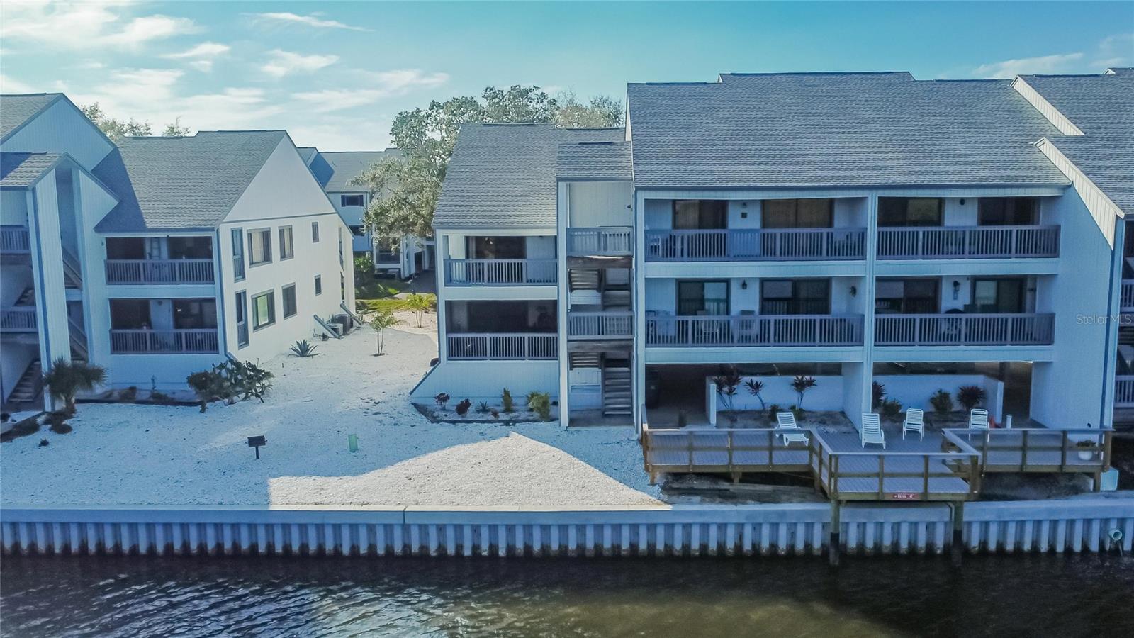 Image 89 of 95 For 813 Bahia Del Sol Drive 34