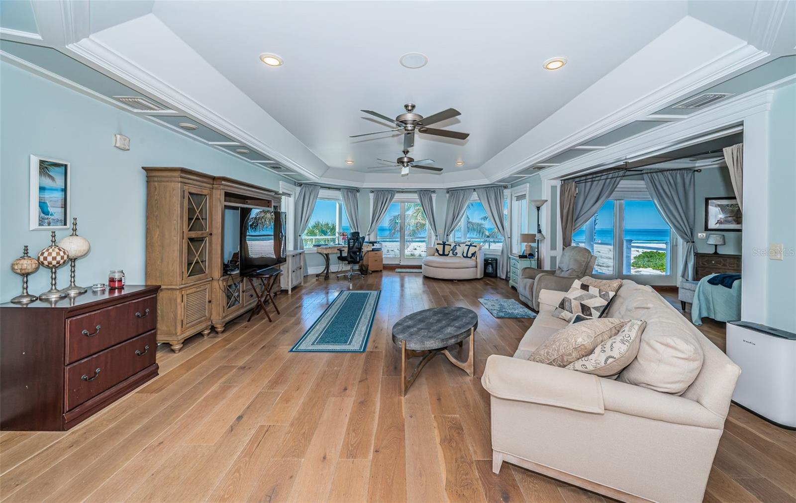 Image 10 of 90 For 934 Eldorado Avenue