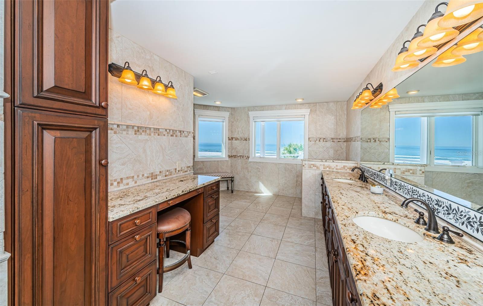 Image 16 of 90 For 934 Eldorado Avenue