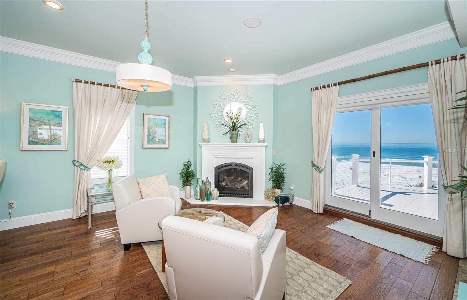 Image 31 of 90 For 934 Eldorado Avenue