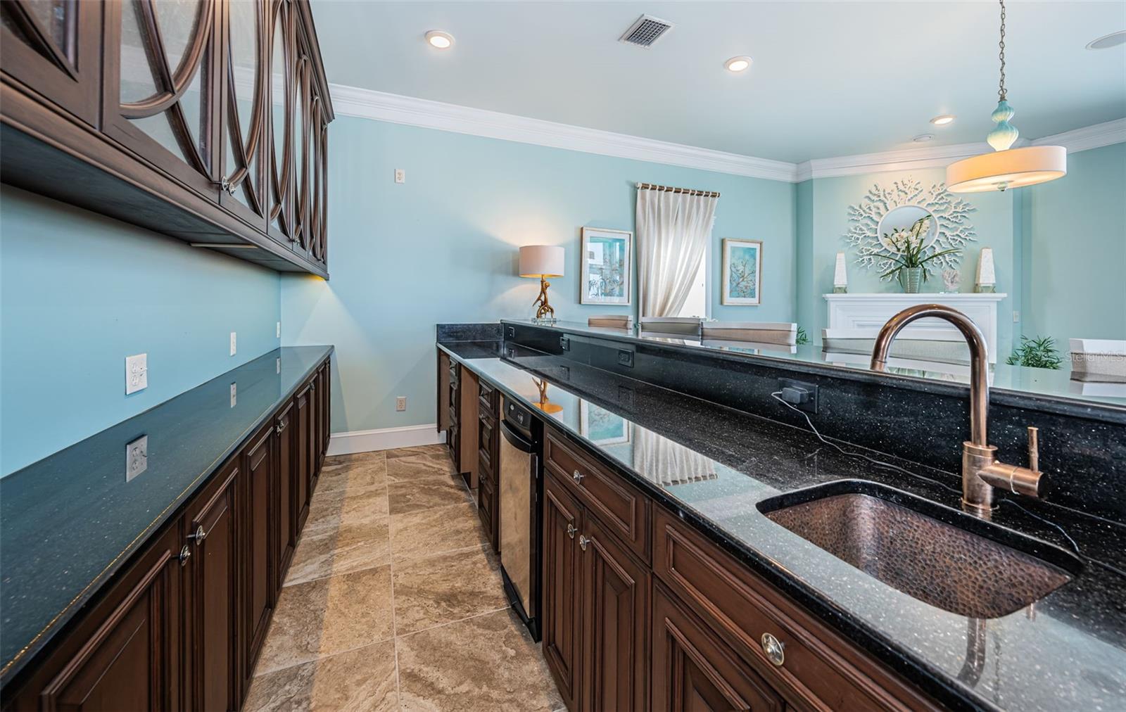 Image 37 of 90 For 934 Eldorado Avenue