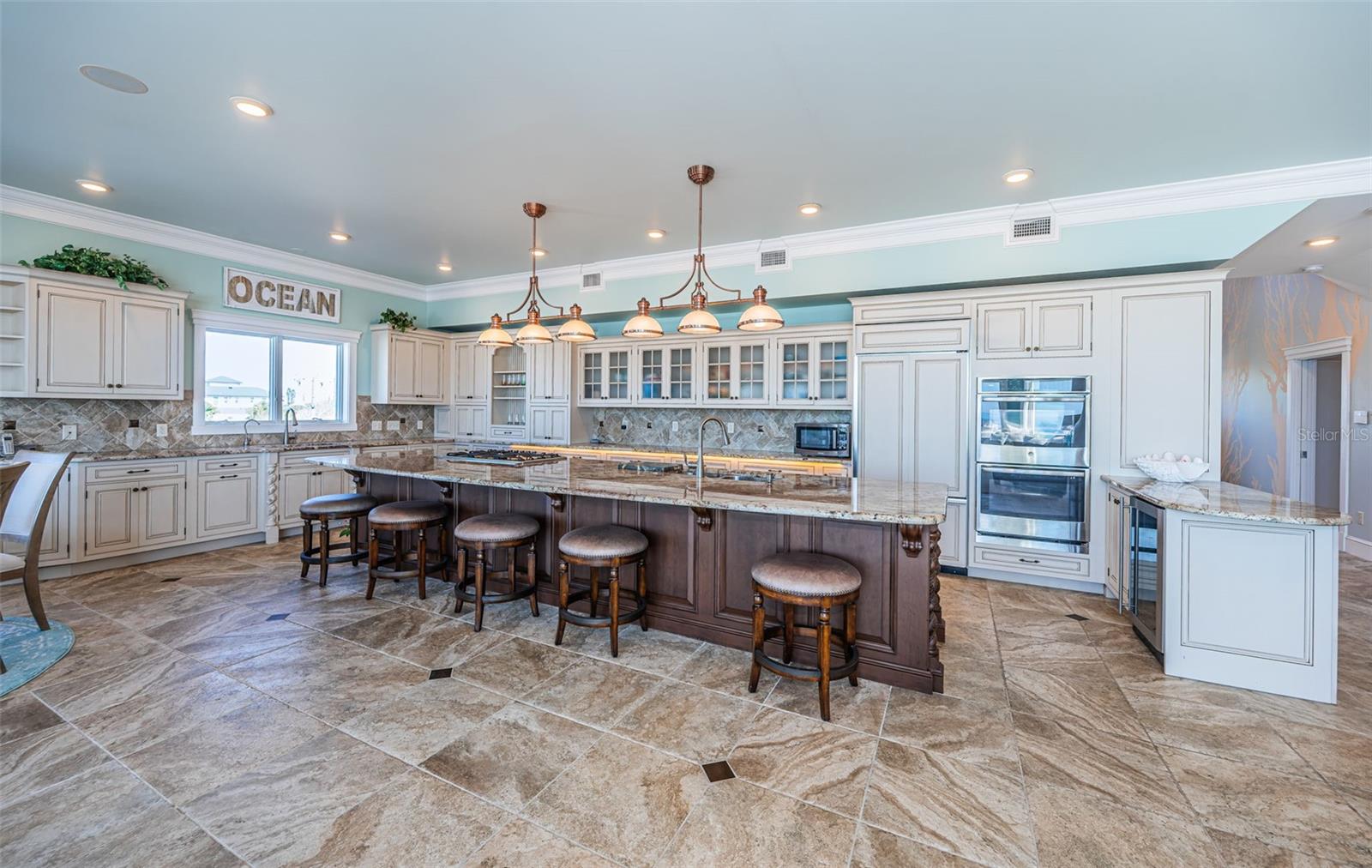 Image 42 of 90 For 934 Eldorado Avenue