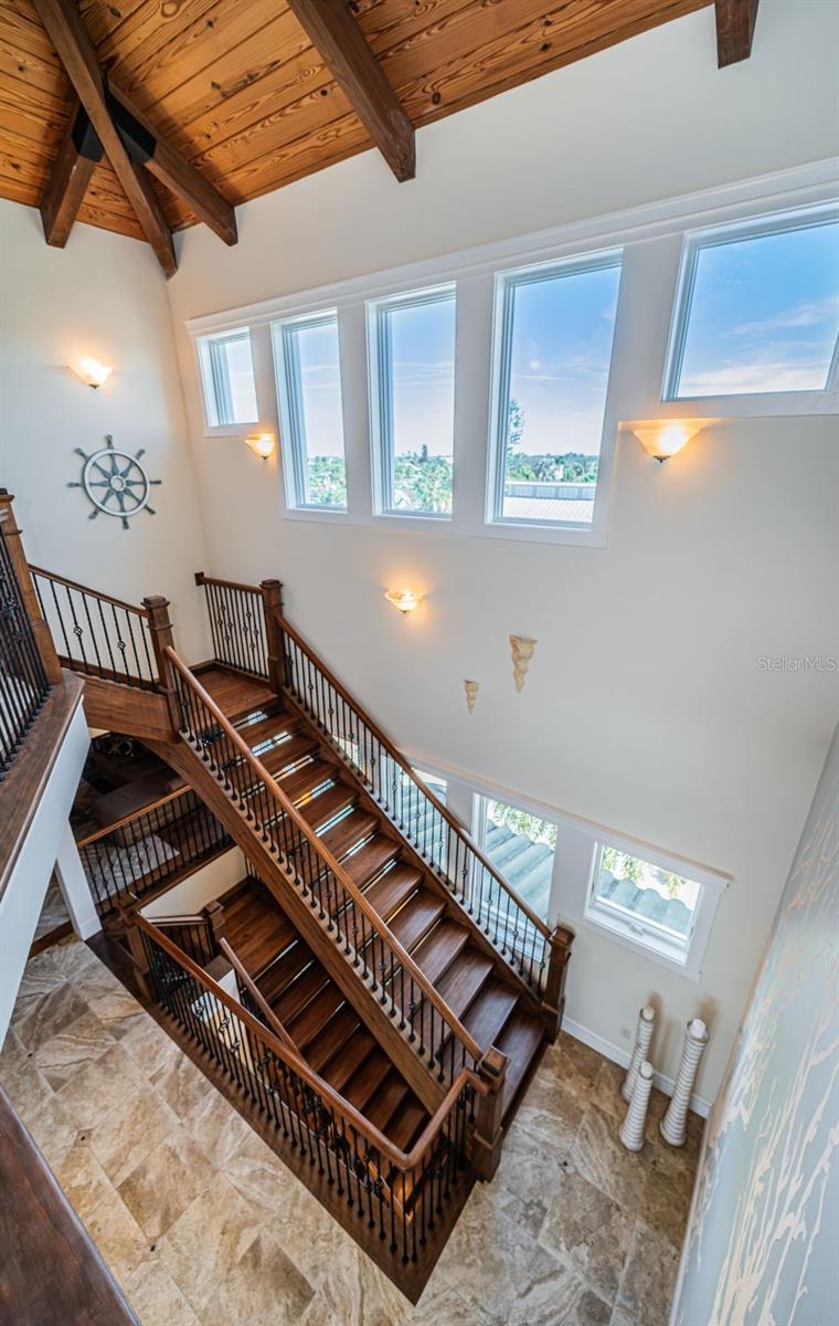 Image 59 of 90 For 934 Eldorado Avenue