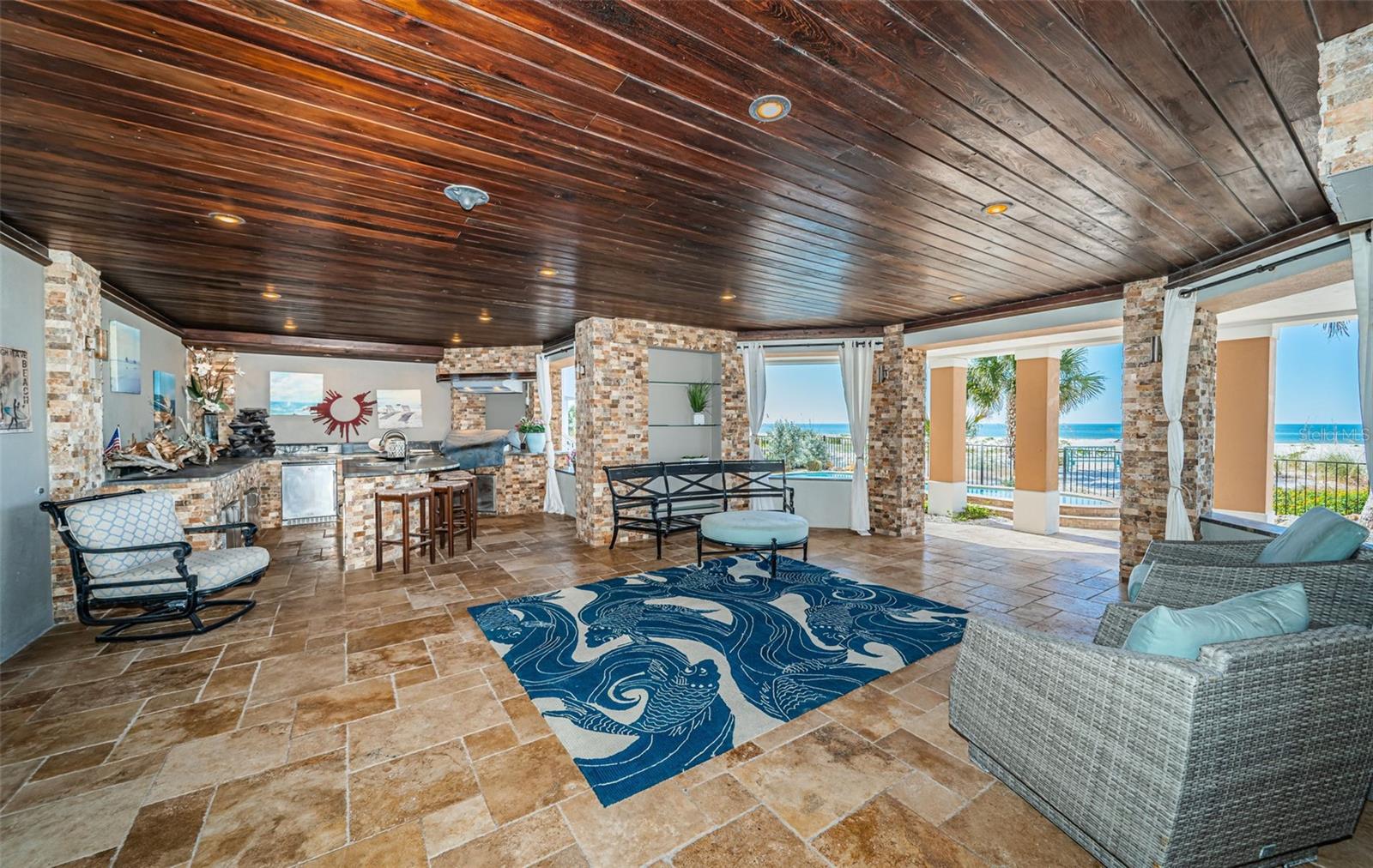 Image 63 of 90 For 934 Eldorado Avenue