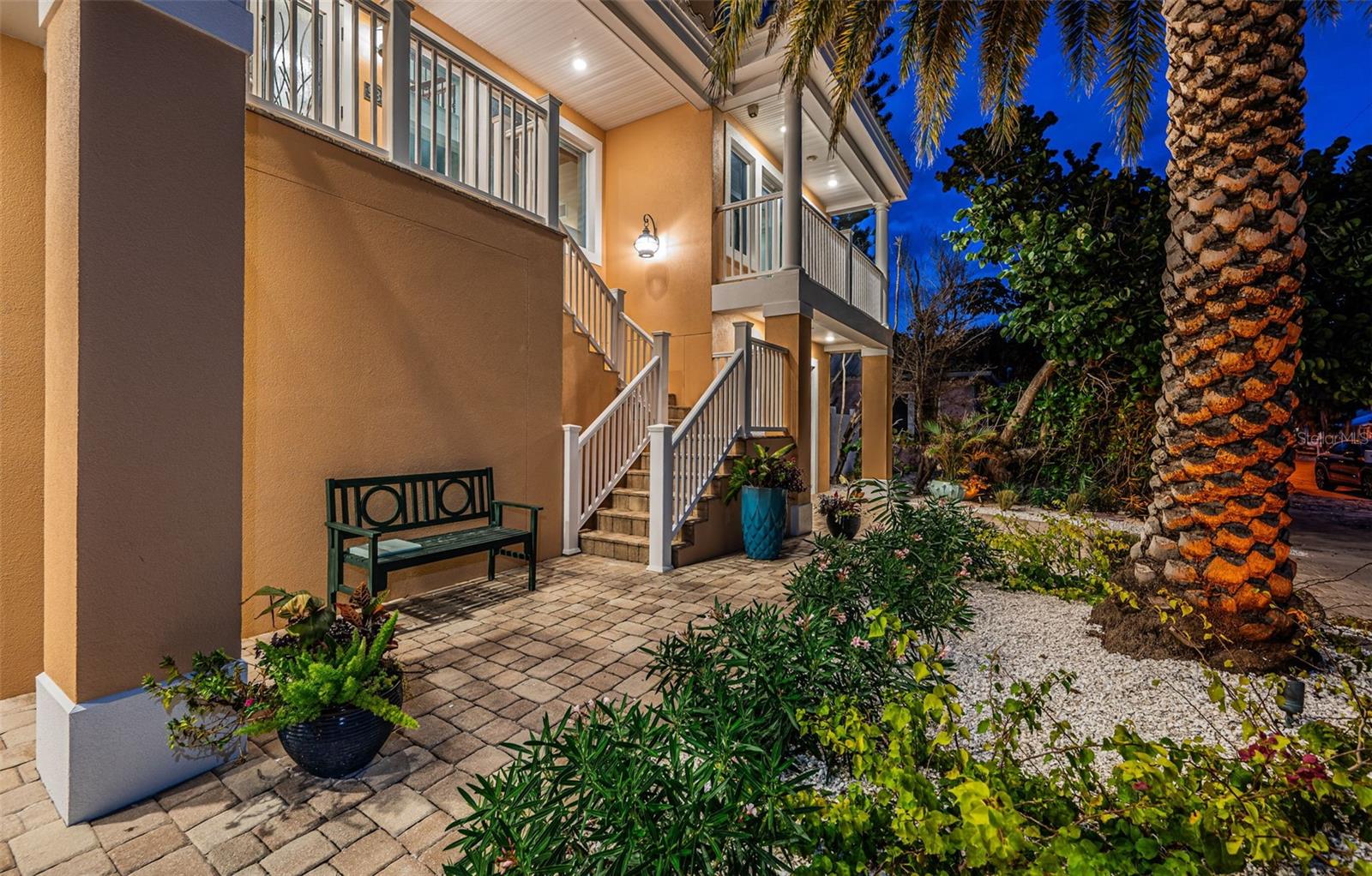 Image 7 of 90 For 934 Eldorado Avenue