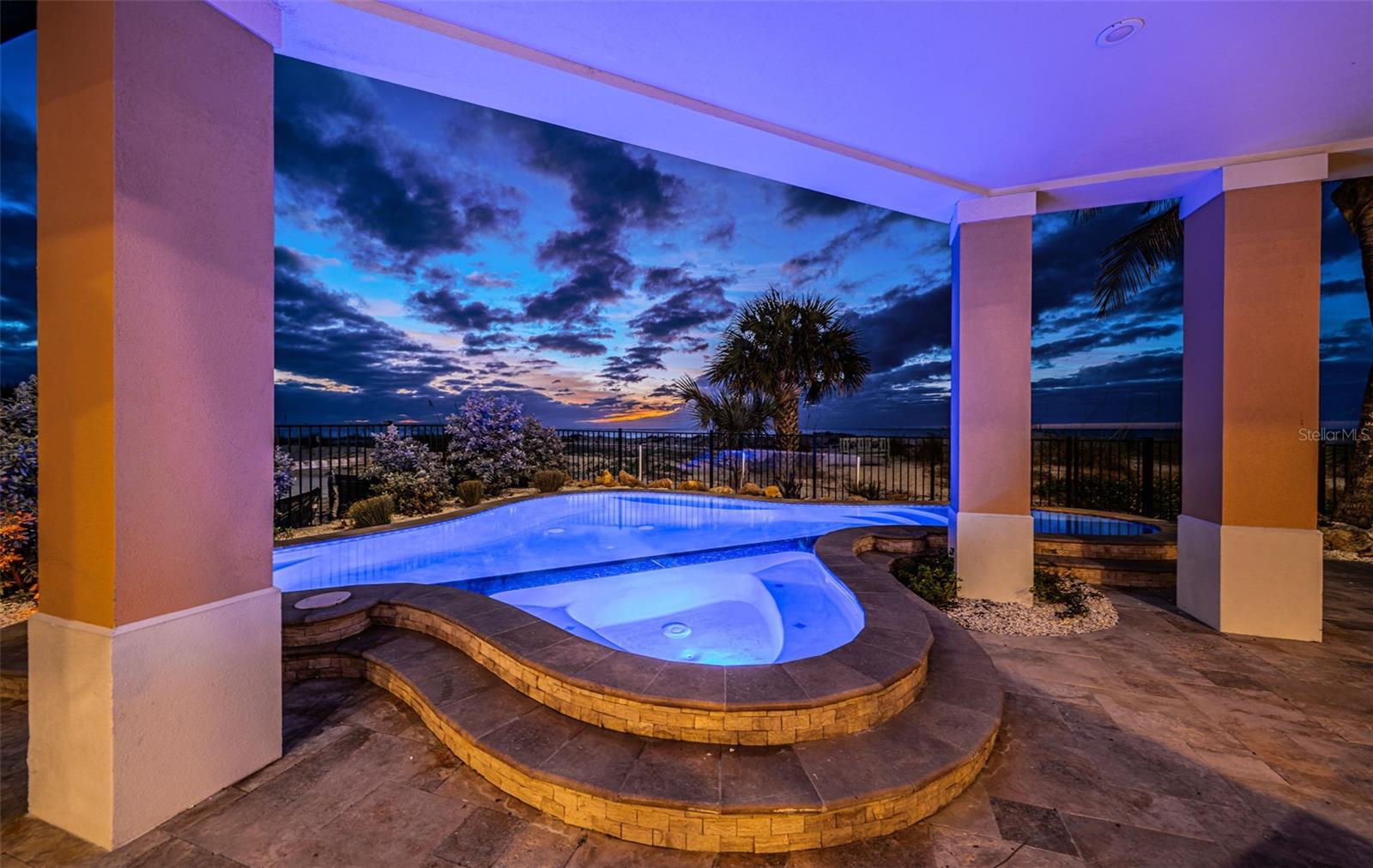 Image 70 of 90 For 934 Eldorado Avenue