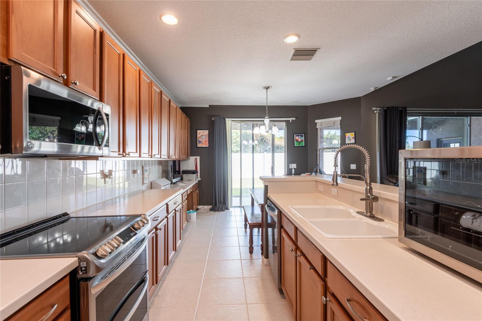 Image 14 of 55 For 3987 Ashworth Place