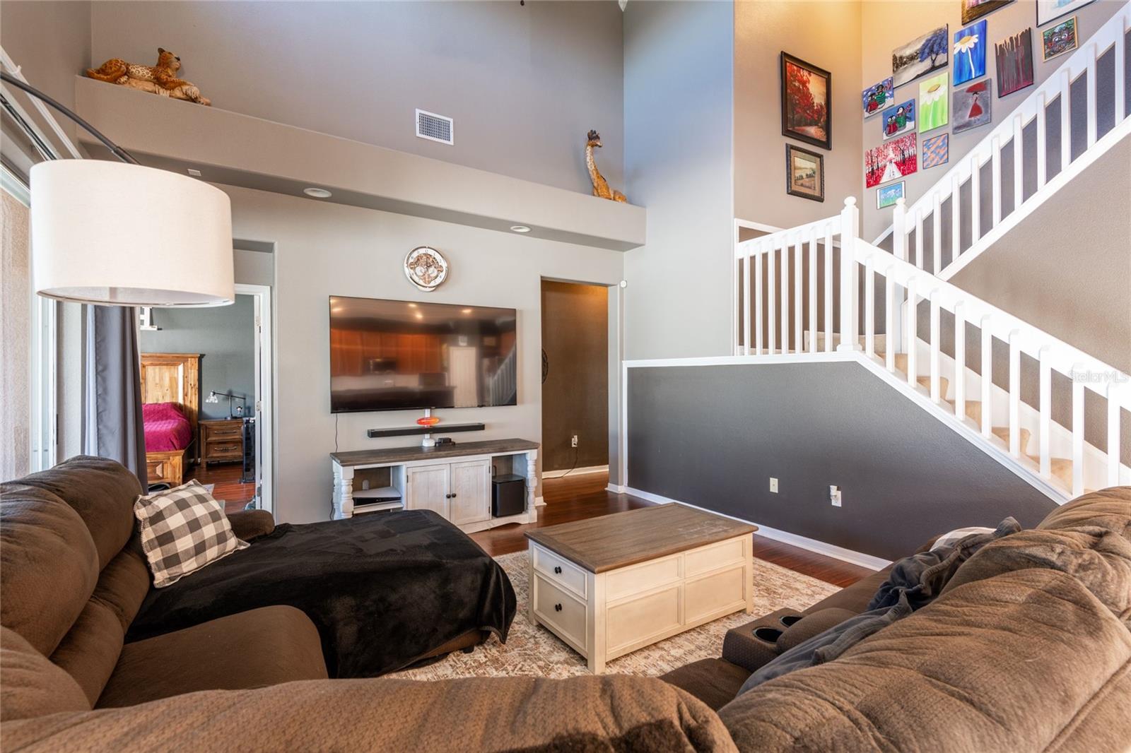 Image 20 of 55 For 3987 Ashworth Place